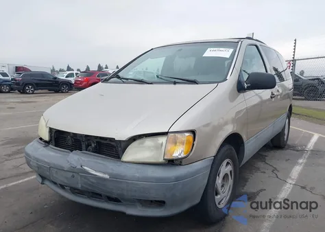2002 Toyota Sienna Le z USA, uszkodzony, nr VIN 4T3ZF13C92U466851